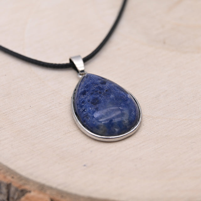 Pendentif Sodalite "Clarté Intérieure"