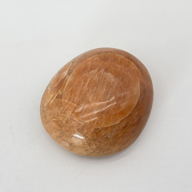 Galet "Équilibre Émotionnel" en Pierre de Lune Orange