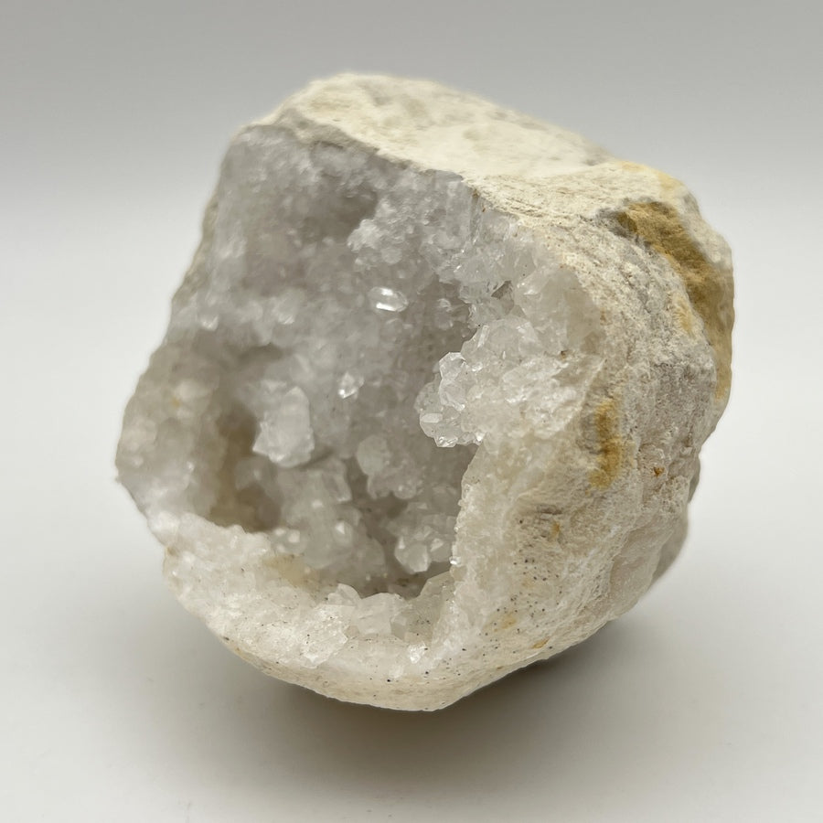 Géode de Quartz - Taille M - 587g - GQM918 - AAA+