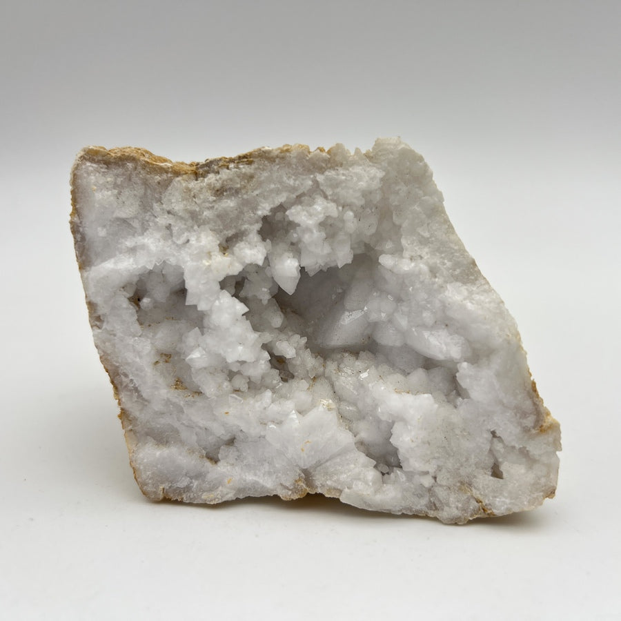 Géode de Quartz - Taille M - 340g - GQM920 - AAA+