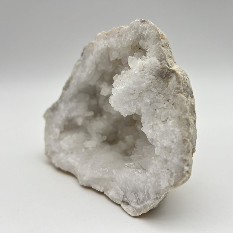 Géode de Quartz - Taille M - 427g - GQM922 - AAA+
