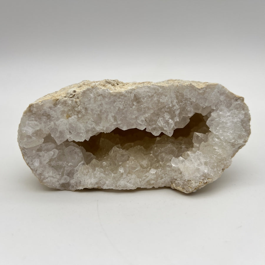Géode de Quartz - Taille M - 590g - GQM925 - AAA+