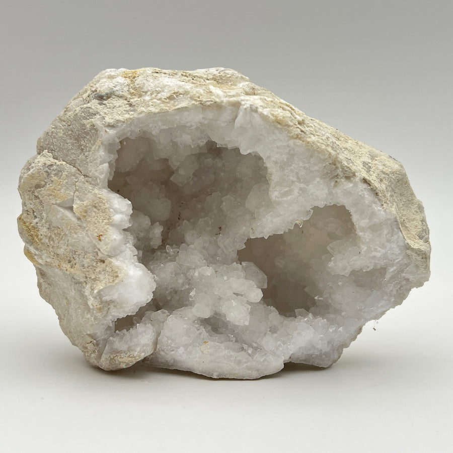 Géode de Quartz - Taille M - 696g - GQM927 - AAA+