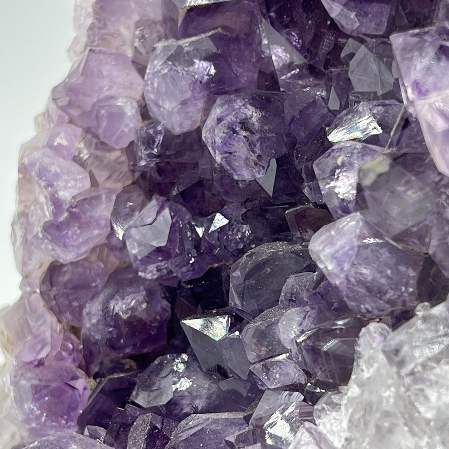 Géode d'Améthyste - Taille L - 1,35kg - GAL884 - AAA+