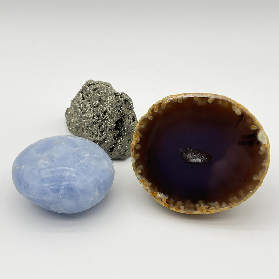Lot de Minéraux - Galet Calcite Bleue + Géode d'Agate + Pyrite Brute - LOT4