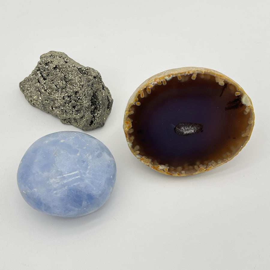 Lot de Minéraux - Galet Calcite Bleue + Géode d'Agate + Pyrite Brute - LOT4