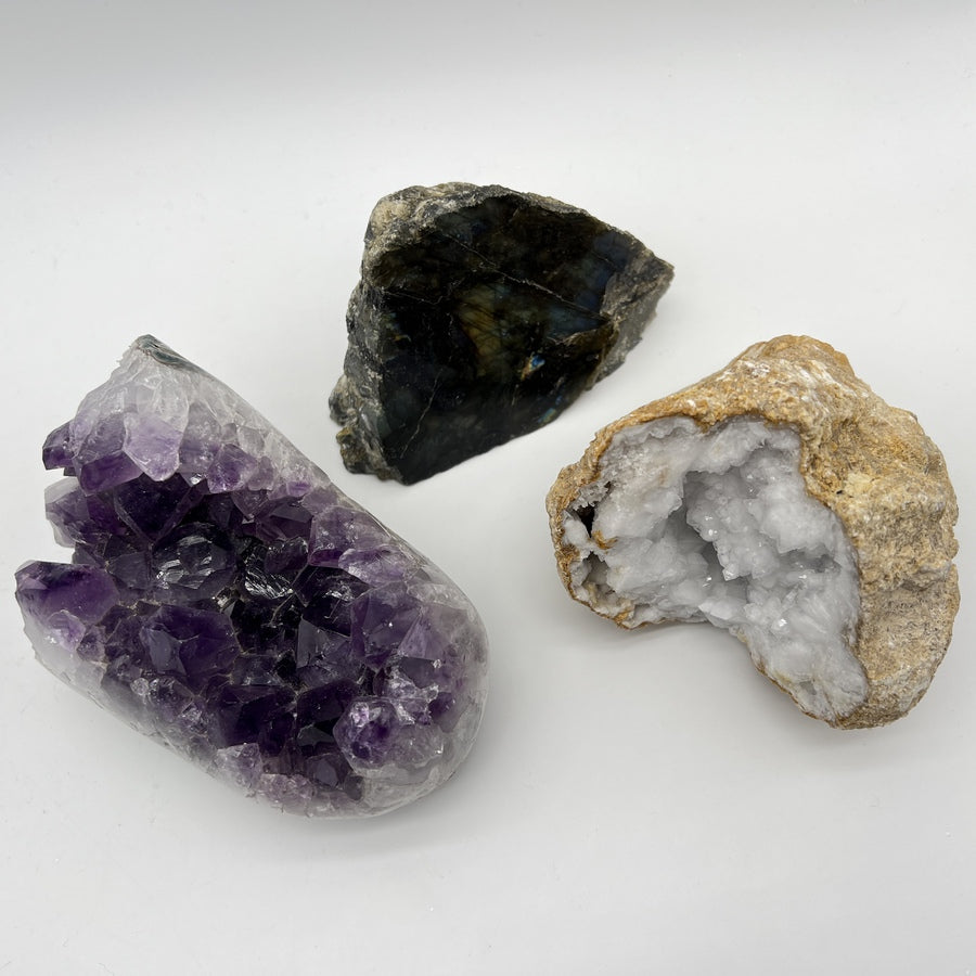 Lot de Minéraux - Géode d'Améthyste + Géode de Quartz + Labradorite Brute - LOT8