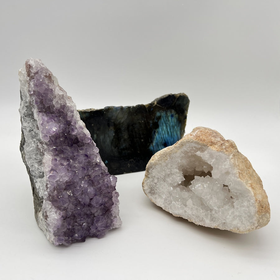 Lot de Minéraux - Géode d'Améthyste + Géode de Quartz + Labradorite Brute - LOT10