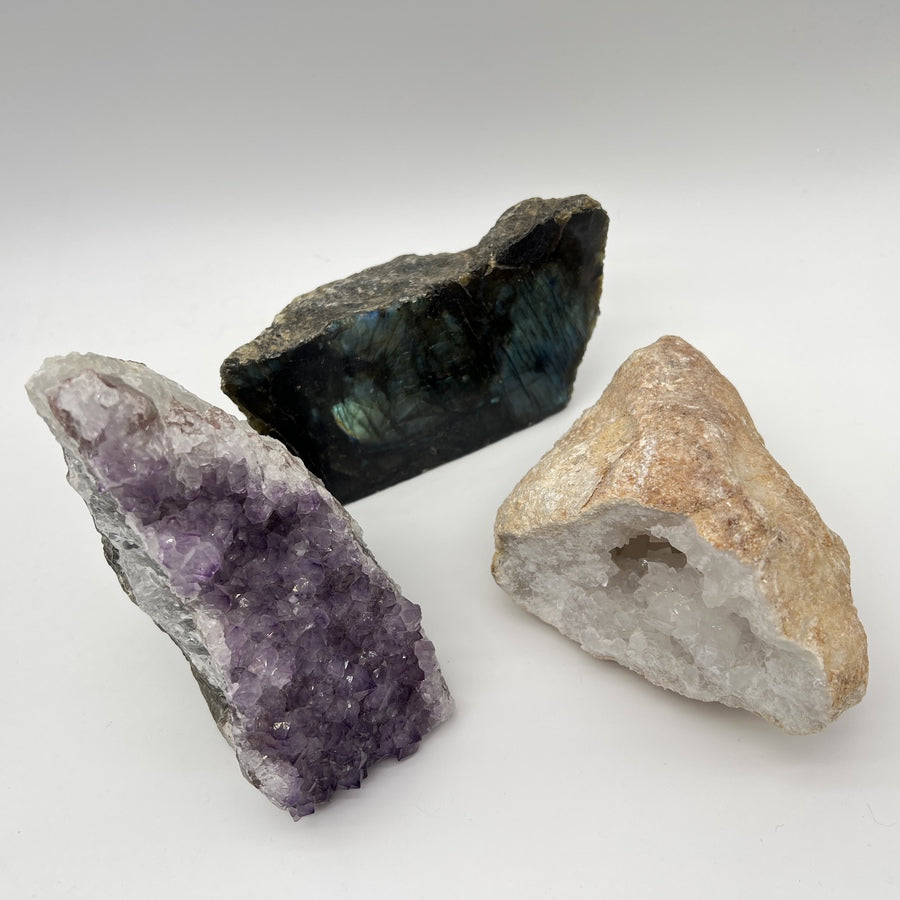 Lot de Minéraux - Géode d'Améthyste + Géode de Quartz + Labradorite Brute - LOT10