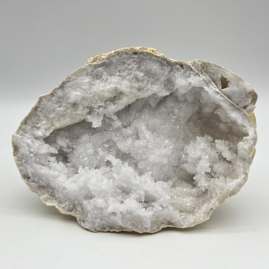 Géode de Quartz - Taille S - 323g - GQS403 - AAA+