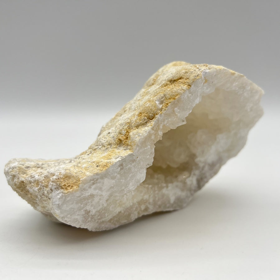 Géode de Quartz - Taille M - 587g - GQM903 - AAA+