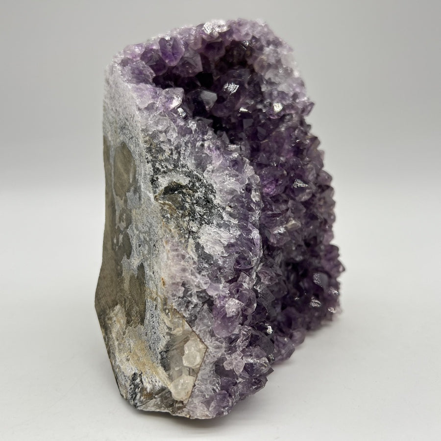 Géode d'Améthyste - Taille L - 1,2kg - GAL875 - AAA+