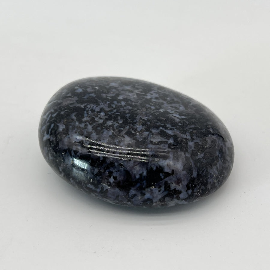 Galet "Transformation" en Gabbro