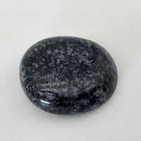 Galet "Transformation" en Gabbro