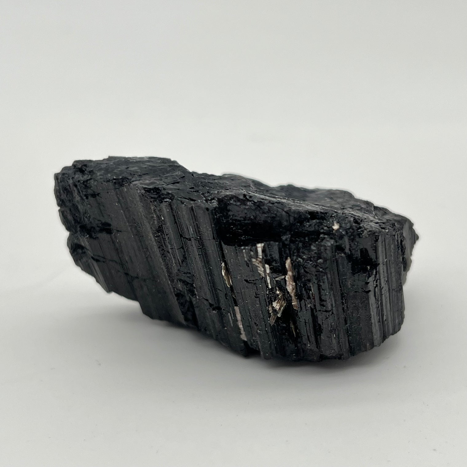 Tourmaline Noire Brute "Protection et Ancrage" - Déstockage