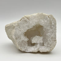 Géode de Quartz - Taille M - 552g - GQM917 - AAA+