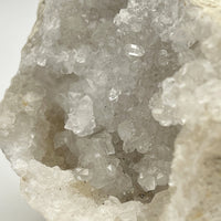 Géode de Quartz - Taille M - 587g - GQM918 - AAA+
