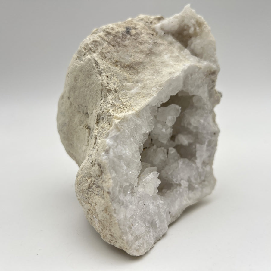 Géode de Quartz - Taille M - 676g - GQM924 - AAA+