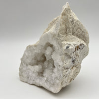 Géode de Quartz - Taille M - 676g - GQM924 - AAA+
