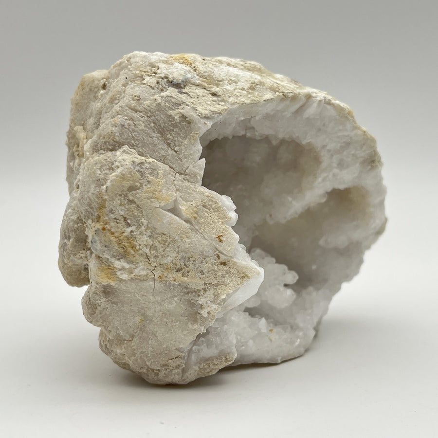 Géode de Quartz - Taille M - 696g - GQM927 - AAA+
