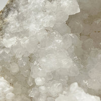 Géode de Quartz - Taille M - 548g - GQM929 - AAA+
