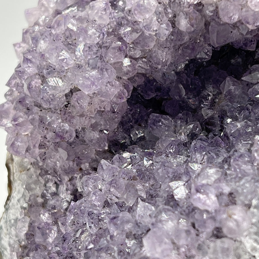 Géode d'Améthyste - Taille M - 636g - GAM1000 - AAA+