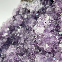 Géode d'Améthyste - Taille L - 1,43kg - GAL880 - AAA+