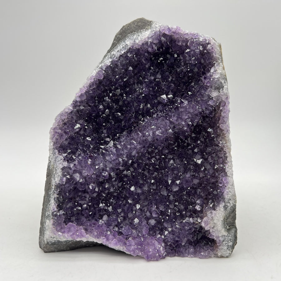 Géode d'Améthyste - Taille L - 1,32kg - GAL882 - AAA+