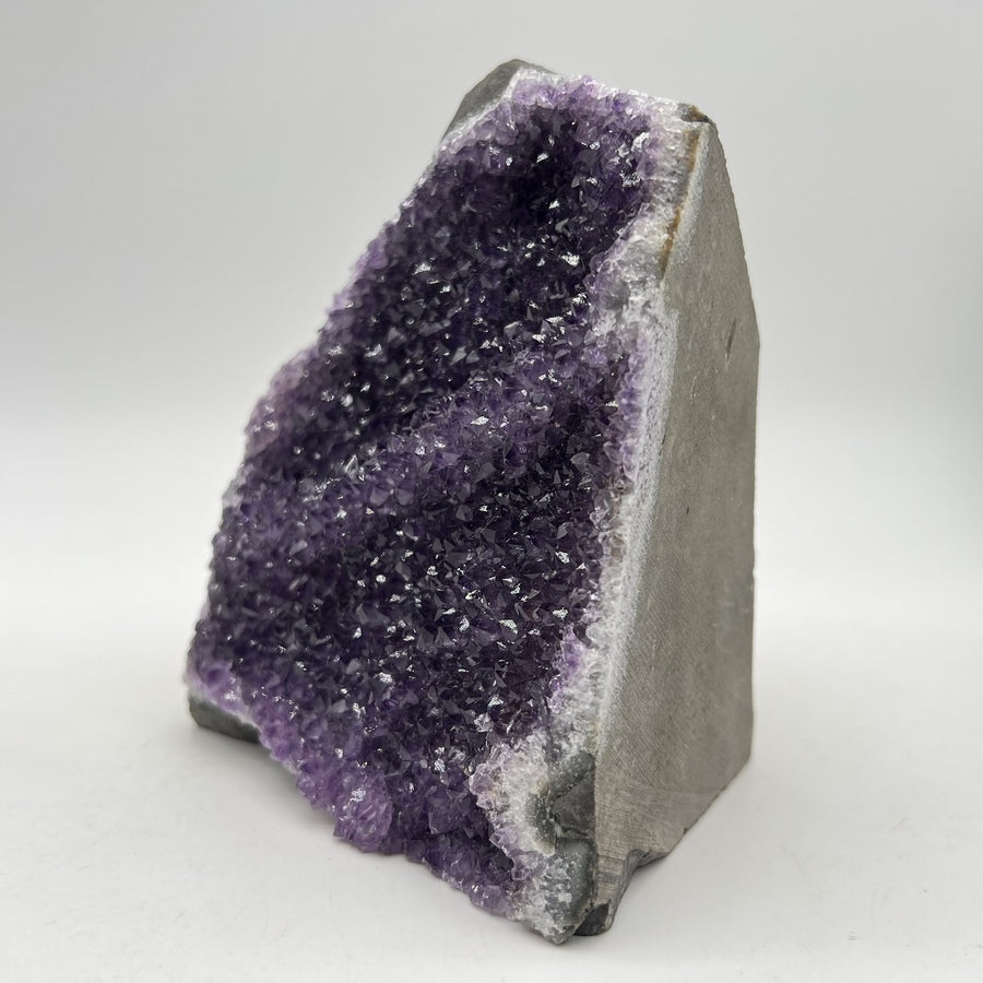Géode d'Améthyste - Taille L - 1,32kg - GAL882 - AAA+