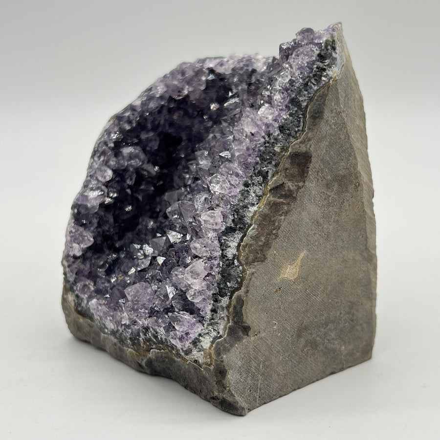 Géode d'Améthyste - Taille M - 556g - GAM985 - AAA+