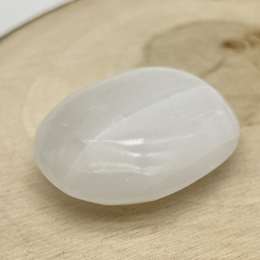 Galet en Sélénite "Purification et Harmonie" - Déstockage