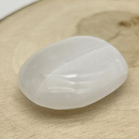 Galet en Sélénite "Purification et Harmonie" - Déstockage