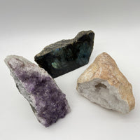 Lot de Minéraux - Géode d'Améthyste + Géode de Quartz + Labradorite Brute - LOT10