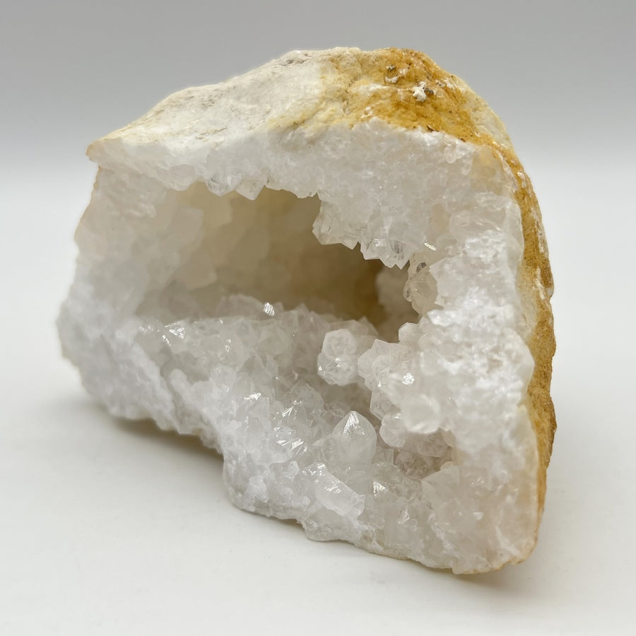 Géode de Quartz - Taille S - 546g - GQS407 - AAA+
