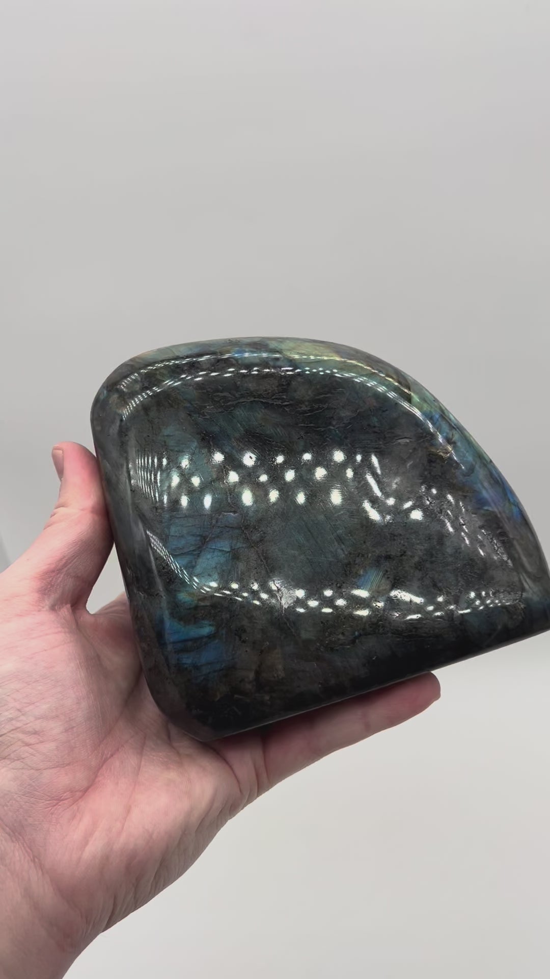 Bloc de Labradorite - BLP1720 - 2,12kg - AAA+